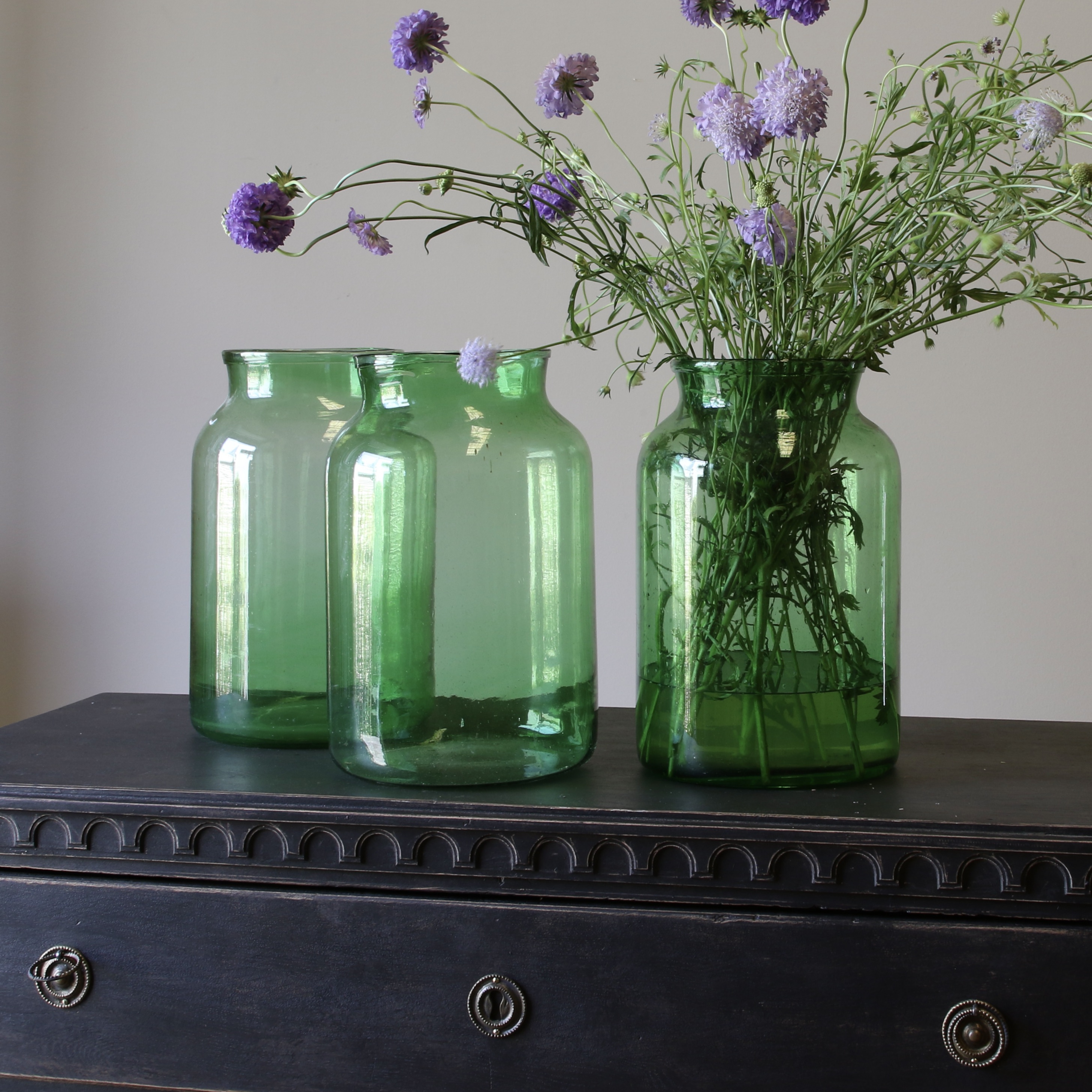 152-86 - French Preserving Jars